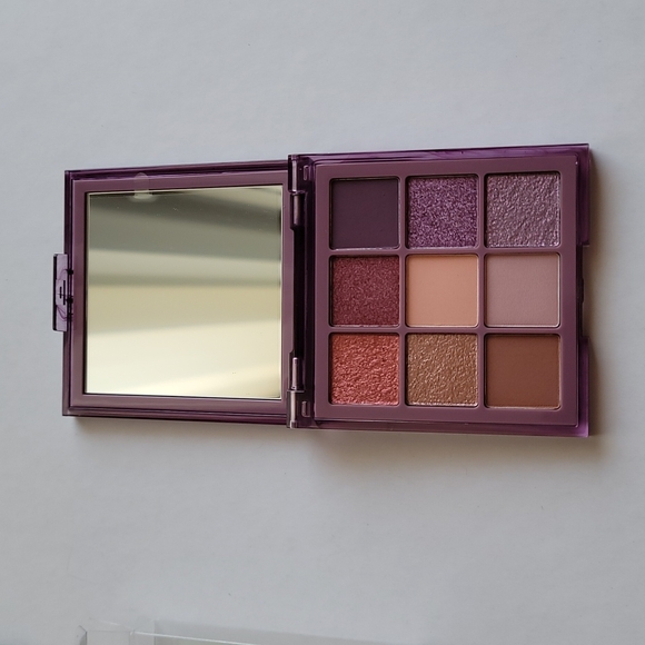 HUDA BEAUTY Other - HUDA BEAUTY Purple Haze Eyeshadow Palette New